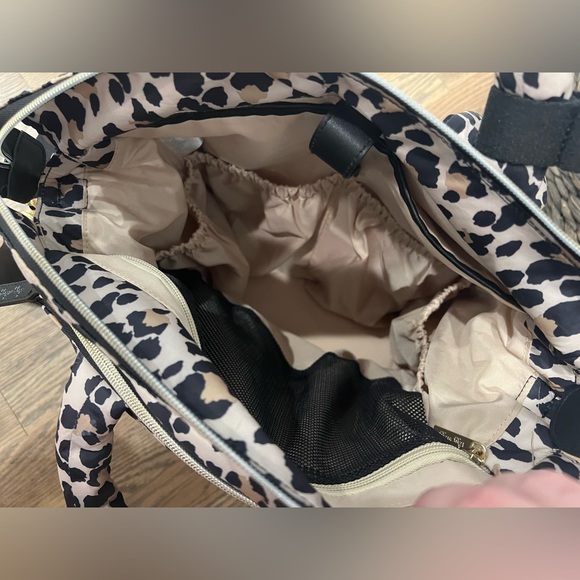 Itzy Ritzy Diaper Bag - Picture 3 of 6